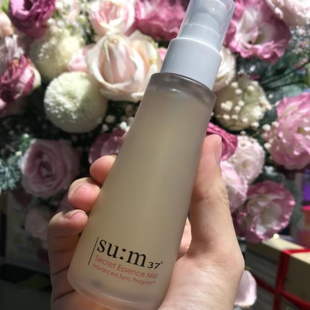 Xịt khoáng nước thần dưỡng da Sum 60ml