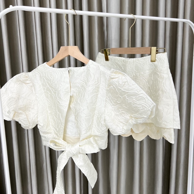 2 sét sóng thắt nơ lưng chân váy và sét quần