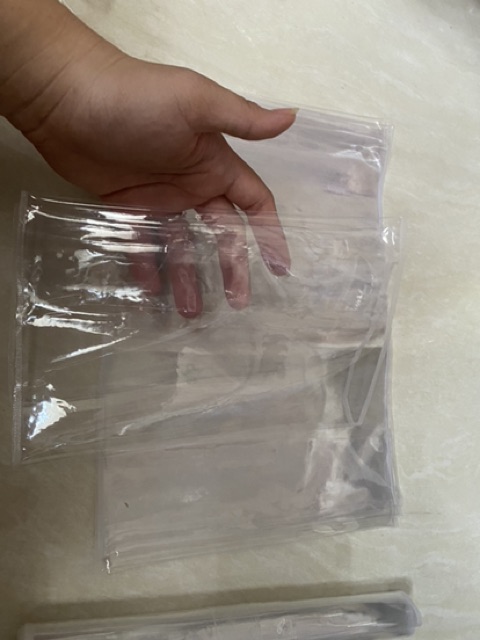Bọc plastic cho sách