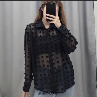 Áo ren vải chấm bi nổi