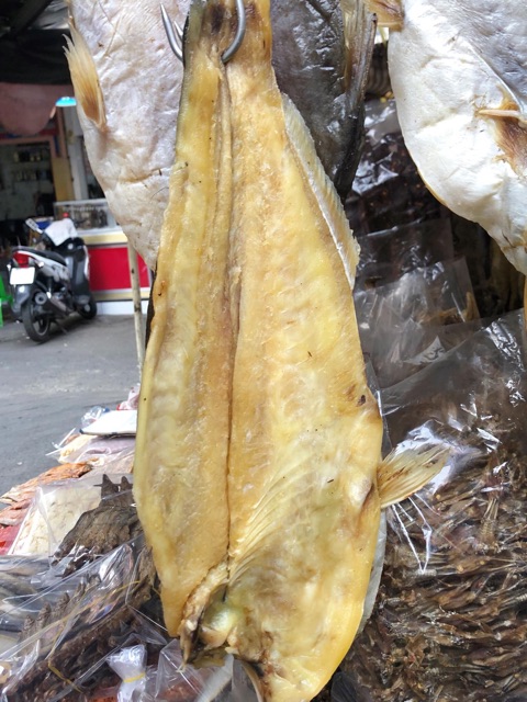 1kg khô cá tra phồng biển hồ ( campuchia )