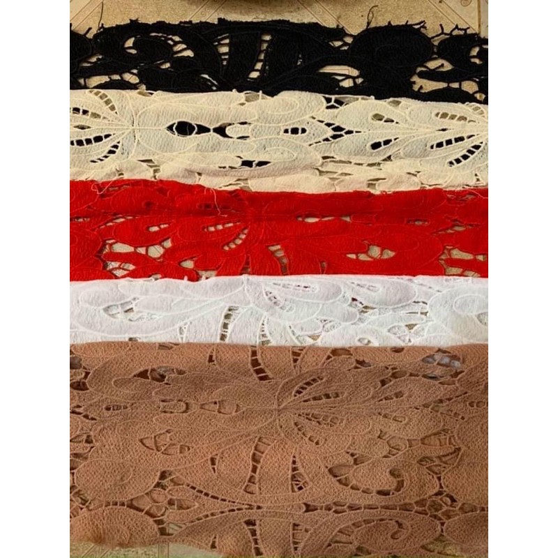 Đầm ren chữ A vai chồm ore