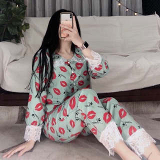 Đồ bộ pijama kate cổ ren - tay dài quần dài.