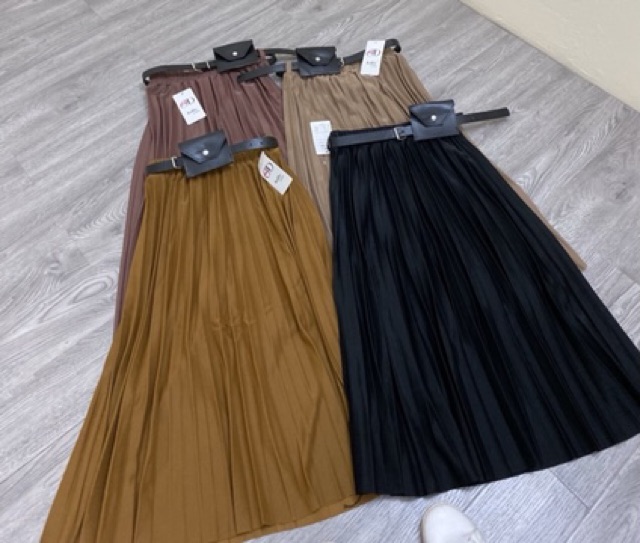 CHÂN VÁY XẾP LY KÈM DÂY LƯNG TÚI DA MS18366 | BigBuy360 - bigbuy360.vn