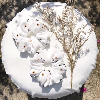 Dây buộc tóc scrunchies cột tóc vải nhiều màu cực dễ thương