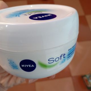 Kem dưỡng ẩm Nivea Đức