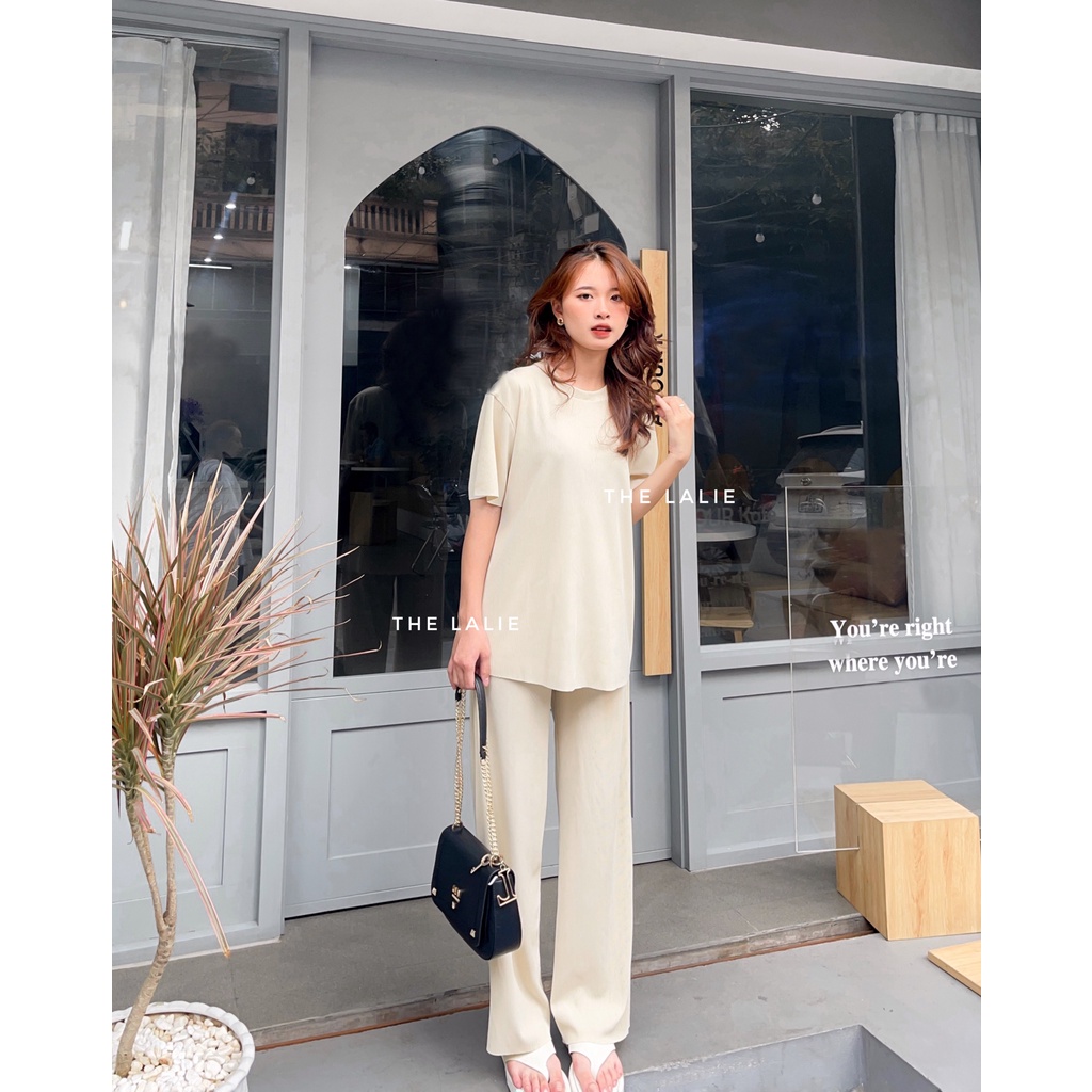 Set đồ bộ, set thun gân tăm form thụng tay cộc 2 màu trắng đen, áo kèm quần xuông có túi