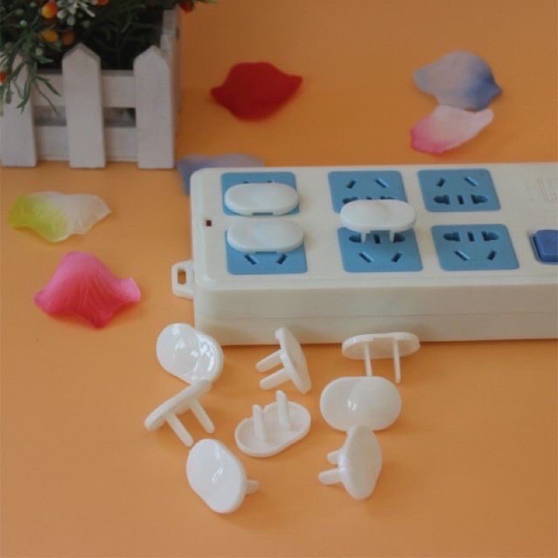Bịt ổ điện chống giật cho trẻ (set 5 cái)