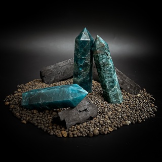Trụ đá blue apatite - đá thanh tẩy