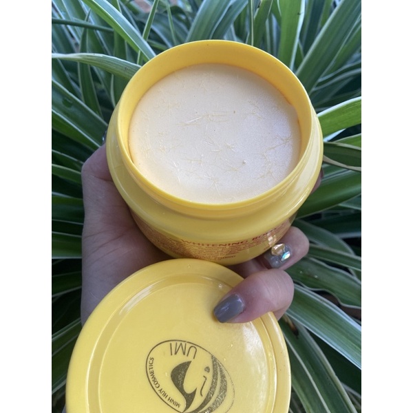 Kem Dưỡng Trắng Da Toàn Thân Tổ Yến Collagen Umi