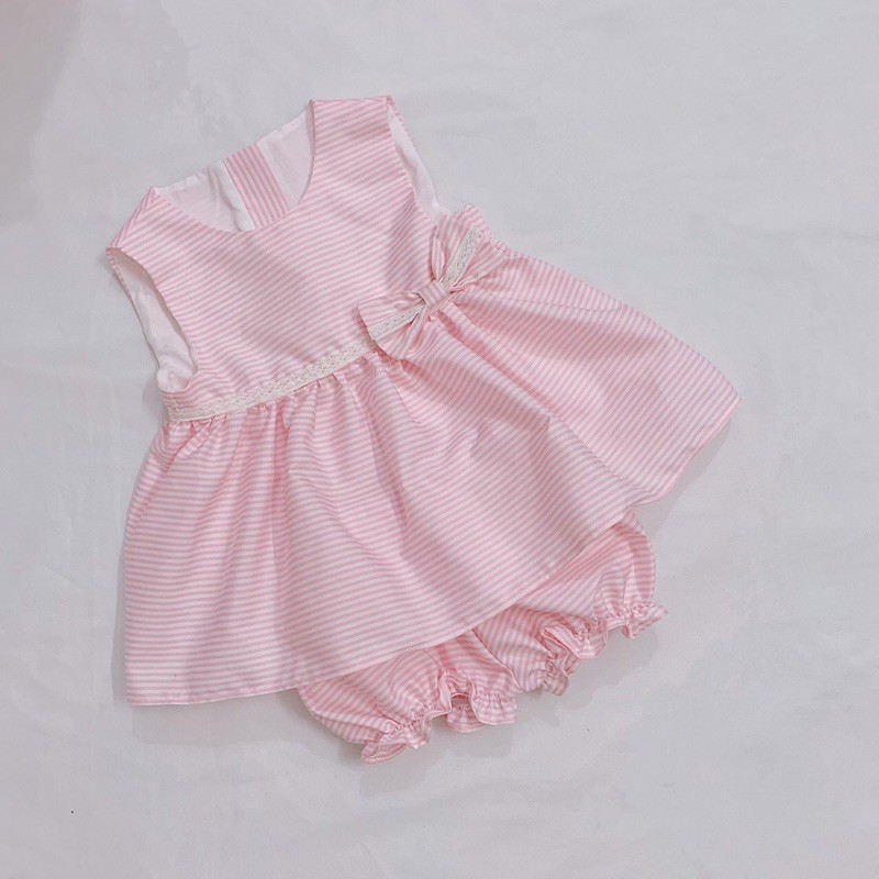 Set áo quần thêu nơ bé gái