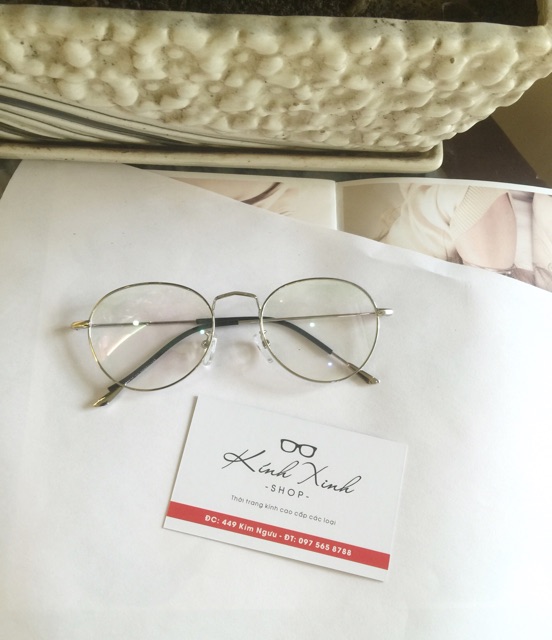 Kính Vintage Kim loại tăm mảnh Hàn Quốc đuôi nhọn | BigBuy360 - bigbuy360.vn