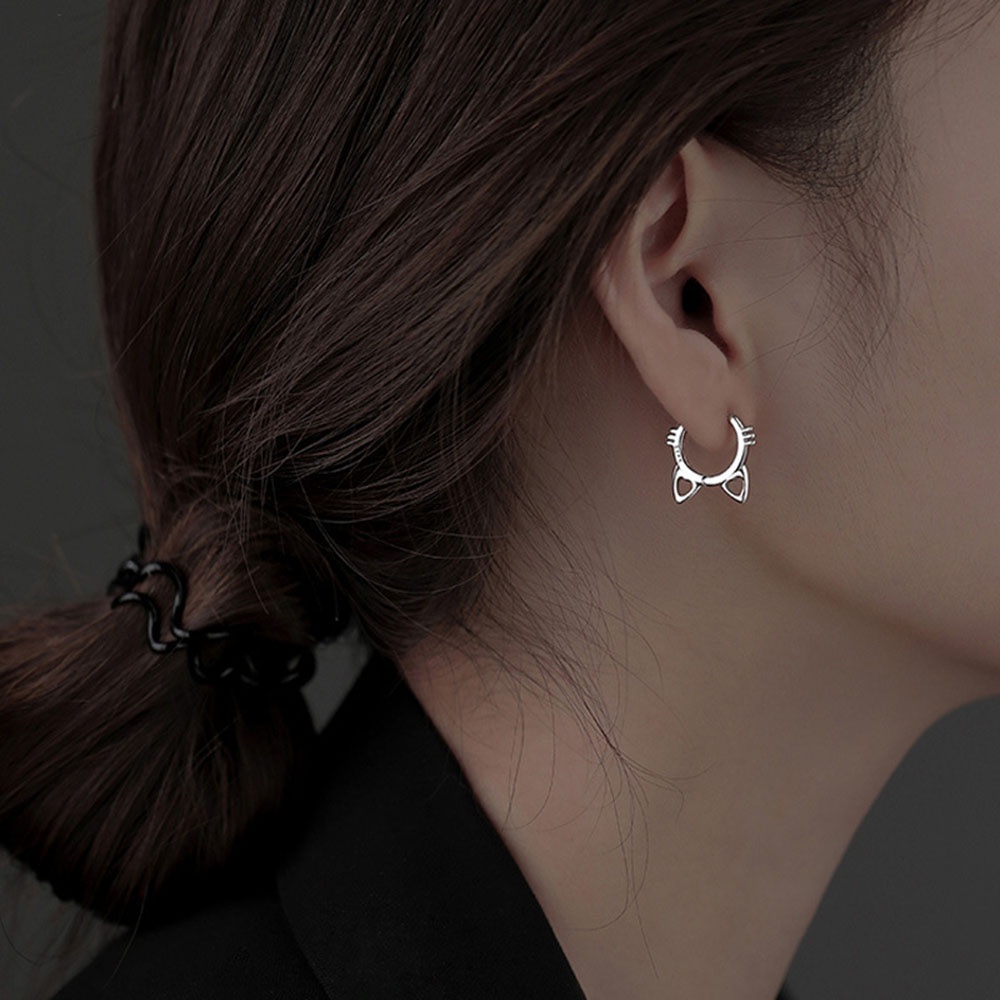 Khuyên Tai Hình Mèo Dễ Thương Xinh Xắn Cho Nữ