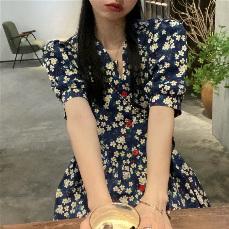 [SALE MẠNH] Váy hoa nhí cổ chữ V siêu dễ thương | BigBuy360 - bigbuy360.vn