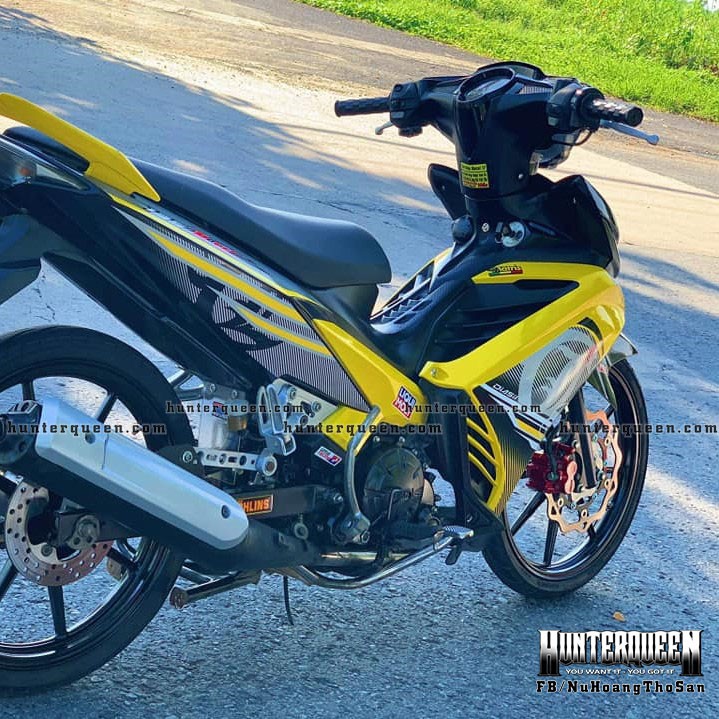 Tem rời dán xe Ex135 LC vàng đen. Bộ tem dán trang trí xe máy bền đẹp
