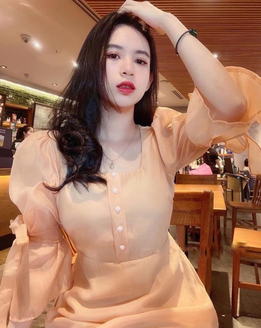 Đầm dự tiệc xoè voan tầng tay nơ