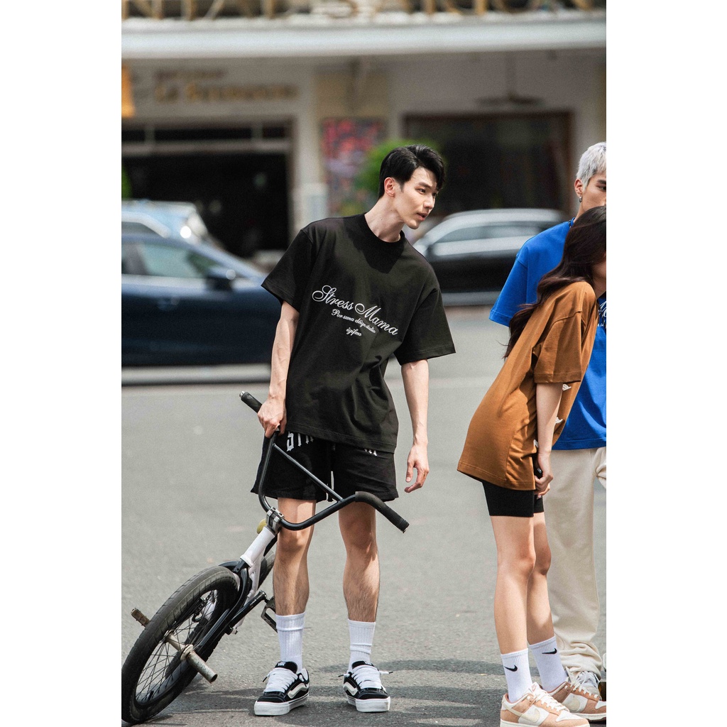 Áo thun STRESSMAMA 365 SEASONAL T-SHIRT - BLACK màu đen chất liệu 100% Cotton 2 chiều 250GSM