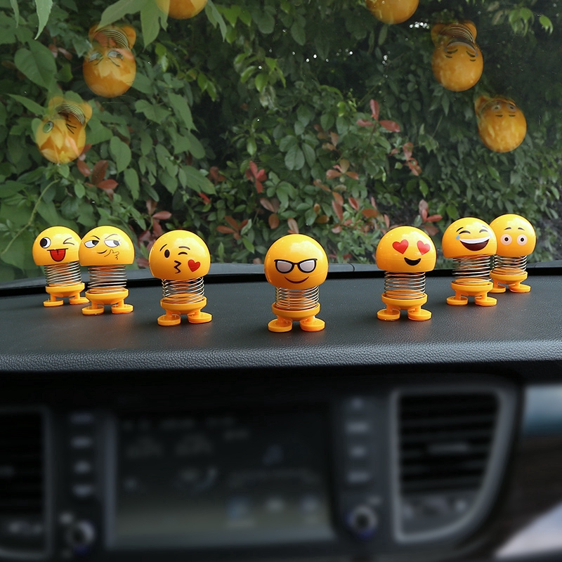 Shaking Dolls Funny Emoji Toys Rotating Head Toys Kids Cute Spring Toys Car Emoji Emoji