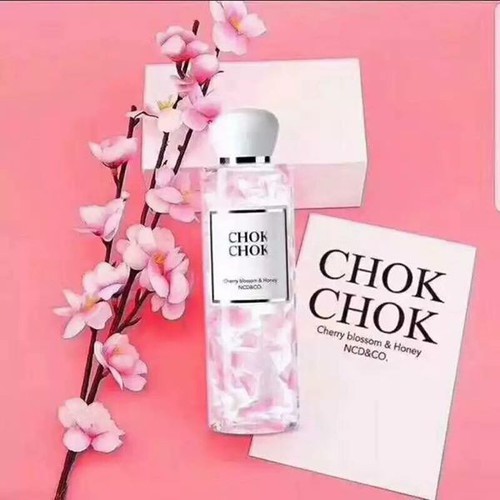 Sữa tắm dưỡng ẩm và trắng da Chok Chok