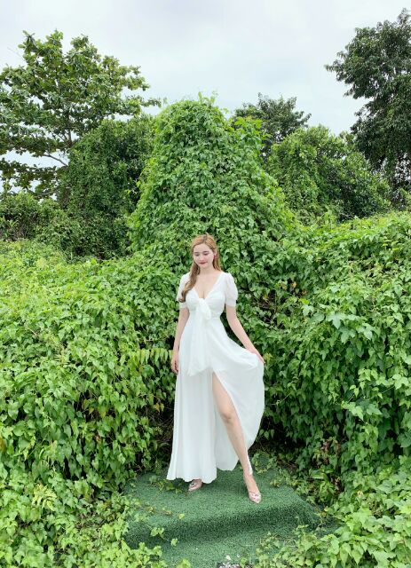 (free chỉnh sửa váy) maxi voan vàng xoắn eo xẻ tà, maxi xẻ đùi, maxi hot trend | BigBuy360 - bigbuy360.vn