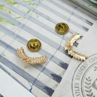 Bộ 2 chiếc cài cổ áo hình 2 chiếc lá