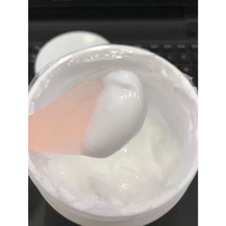 Kem Velvet Whitening Body Lotion  chuẩn Thái Lan hủ 350G