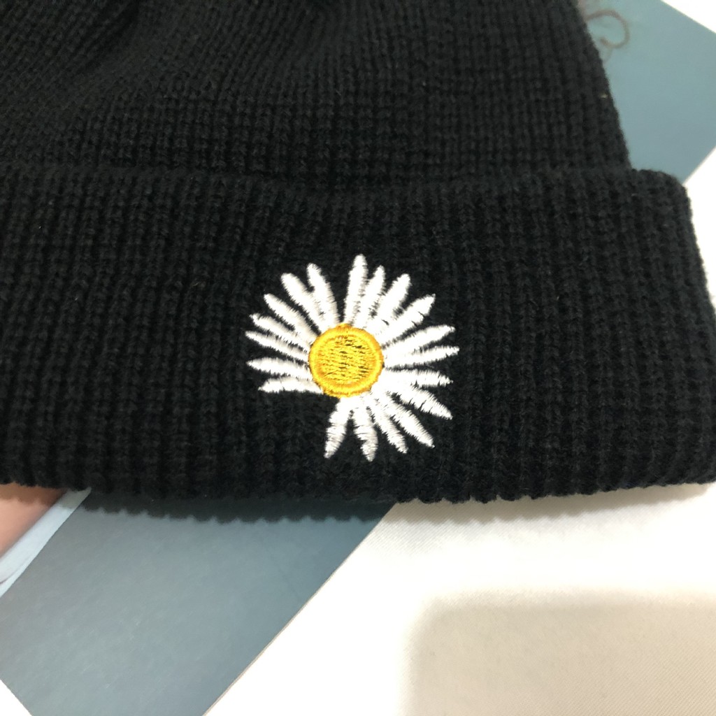 Mũ Nón Beanie Hoa Cúc GD - Nón Len Cúc Họa Mi GDragon