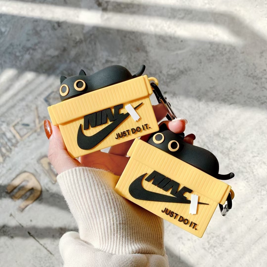 Vỏ Bảo Vệ Hộp Sạc Tai nghe không dây Airpods 1 / 2 / Pro Bằng Silicon Mềm Hình Hộp Giày / Nike 3d Dễ Thương Ốp