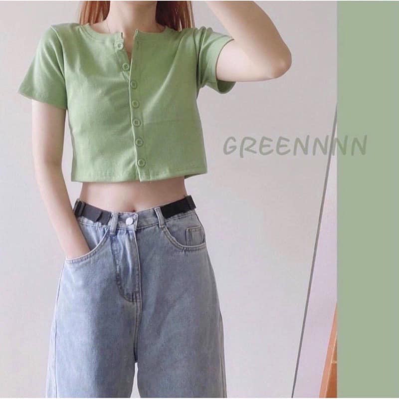 [RẺ VÔ ĐỊCH] Áo Croptop Cổ Tim Cài Cúc Tay Ngắn Form Ôm Xinh Xắn | BigBuy360 - bigbuy360.vn