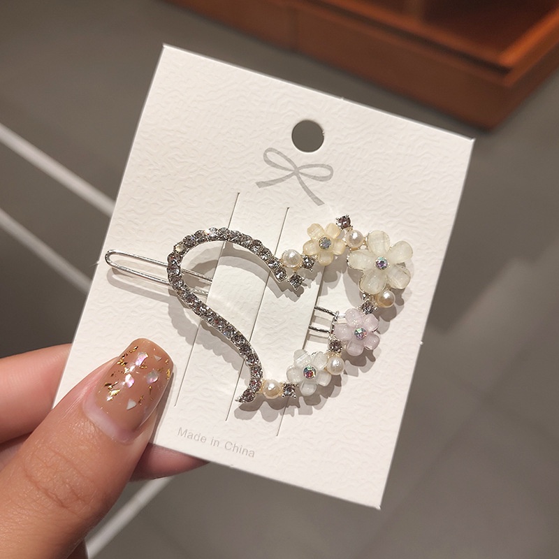 Kẹp tóc đính đá pha lê phong cách Hàn Quốc dễ thương