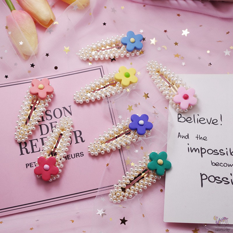 Set 2 Kẹp Tóc Đính Hoa Và Ngọc Trai Phong Cách Hàn Quốc