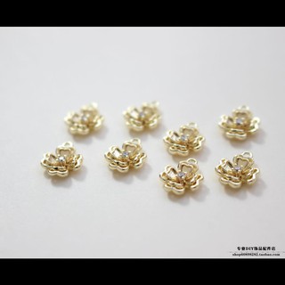 Bông Hoa Nhỏ Mạ Vàng 18K