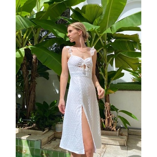 Beach fever - đầm voan bi xẻ đùi màu trắng angela