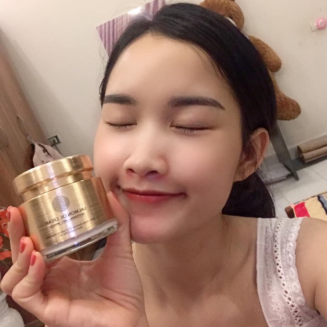 KEM DƯỠNG DA CÁ HỒI Salmon Oil Cream Hàn Quốc