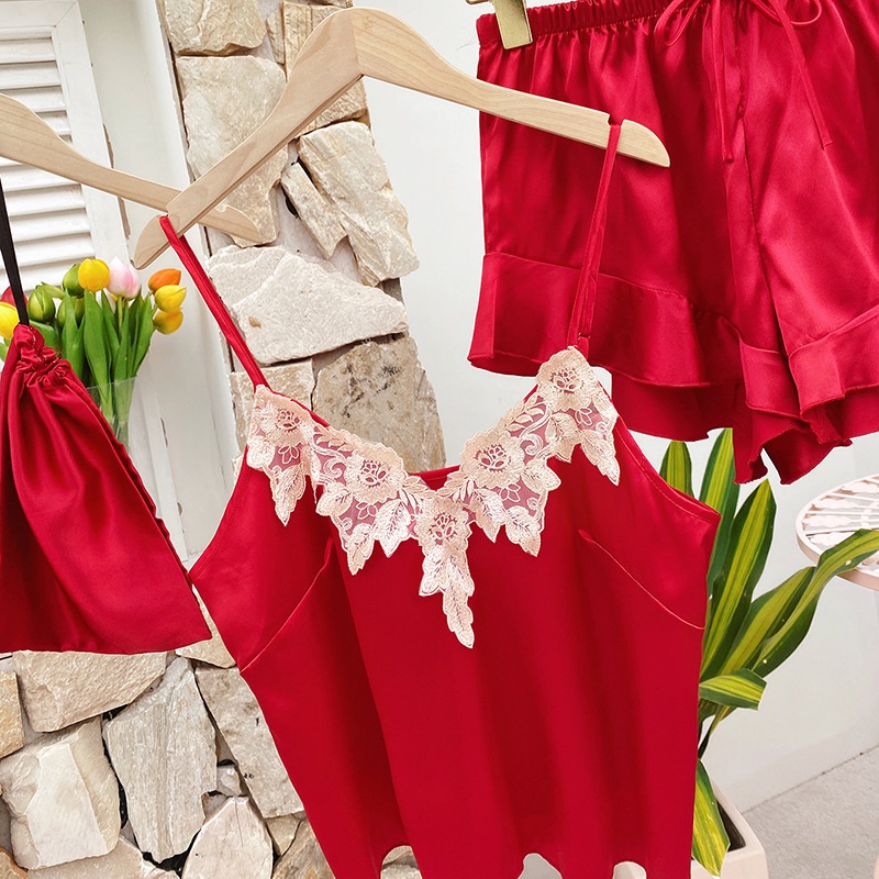 Set đồ ngủ áo dây cộc tay cổ chữ V + quần short lưng cao quyến rũ cho nữ