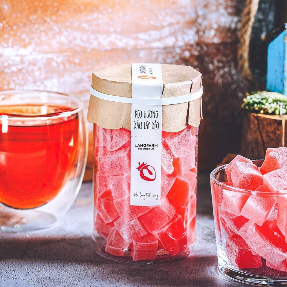 Kẹo hương dâu tây dẻo hũ 300g, kẹo dẻo hương dâu lăn đường thơm ngon