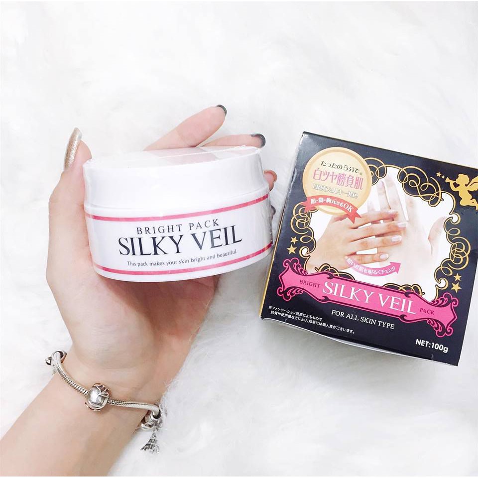 Kem trắng da Silky Veil Nhật Bản