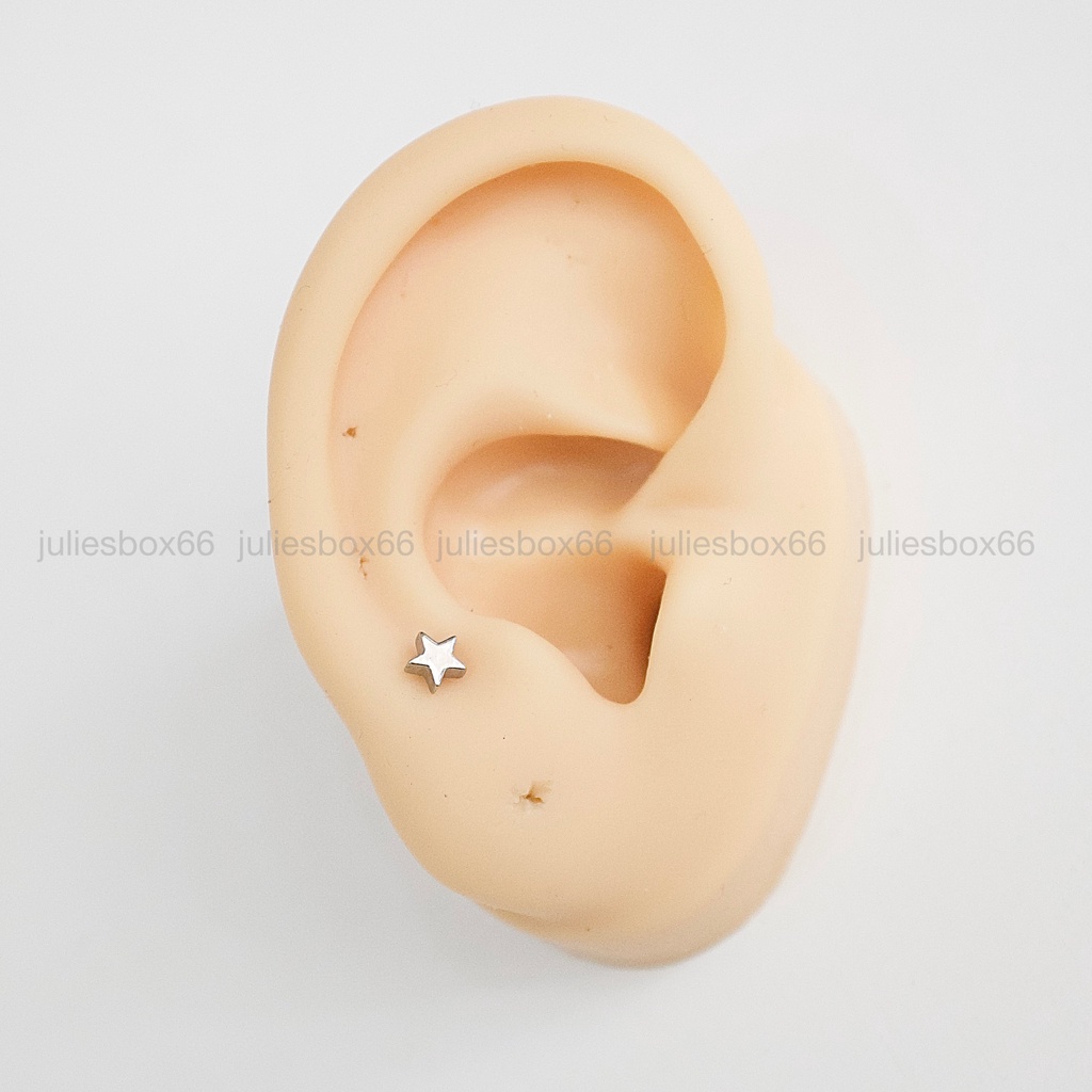 Khuyên Tai Titan Unisex Sát Tai Ngôi Sao Màu Bạc Bi Tròn Không Gỉ Sét Không Ngứa Không Đen julies box 66