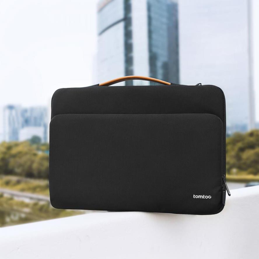 TÚI XÁCH CHỐNG SỐC TOMTOC (USA) BRIEFCASE MACBOOK PRO 13/15 BLACK NEW – A14-E02H