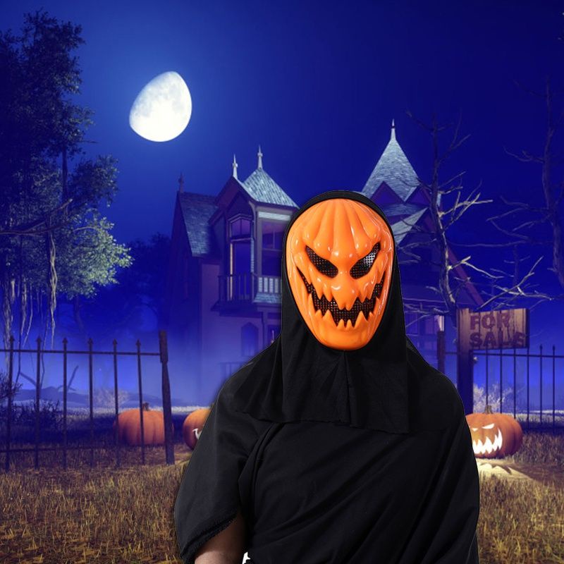 Mặt nạ, áo choàng, gậy đèn bí ngô, hoá trang Halloween