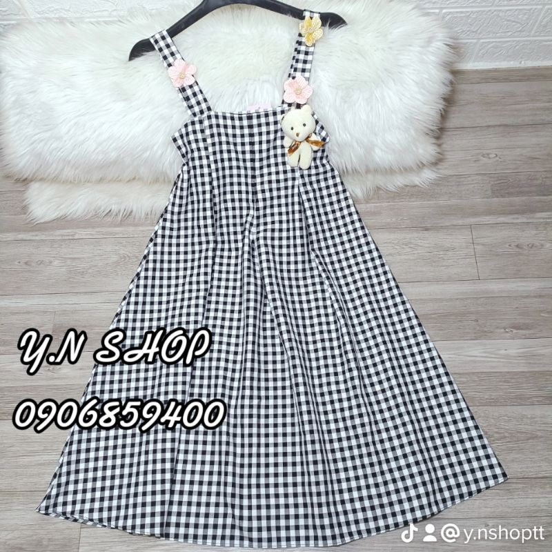 Đầm Babydoll Caro 2 Dây Đính Hoa Và Gấu Đáng Iu