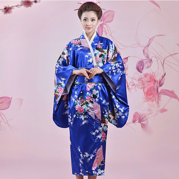 Kimono yukata hình chim công, có size bé gái, hàng về sau 10 ngày.