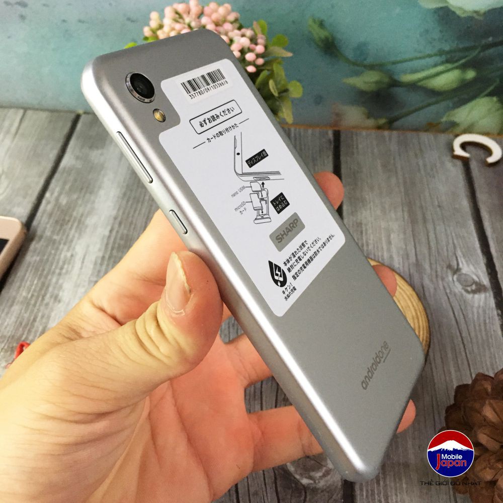 Điện Thoại Sharp AndroidOne S5 - Khung Thép , Cấu Hình Khủng ,Chống Nước , Tặng Ốp Lưng | BigBuy360 - bigbuy360.vn