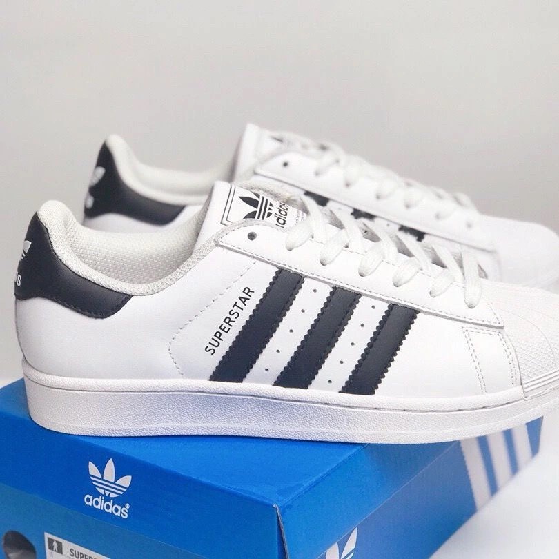 Giày thể thao Adidas Tubular Shadow thiết kế năng động hợp thời trang