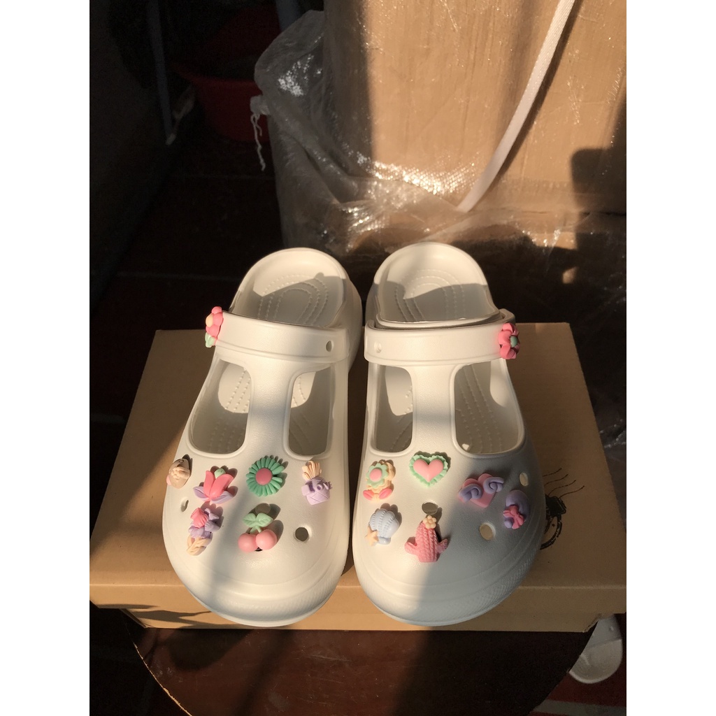 Dép sục khoét , Dép cross Sandal Đế Dày Siêu Nhẹ , tặng bộ hình gắn siêu đáng yêu