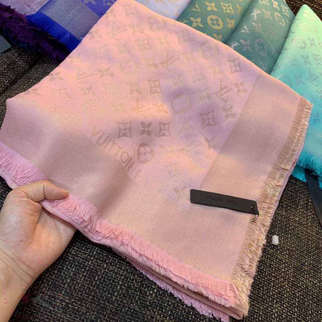 Khăn Choàng Đũi Lv Vuông 1.4m Mướt Mịn Và Sang Trọng Mẫu 5