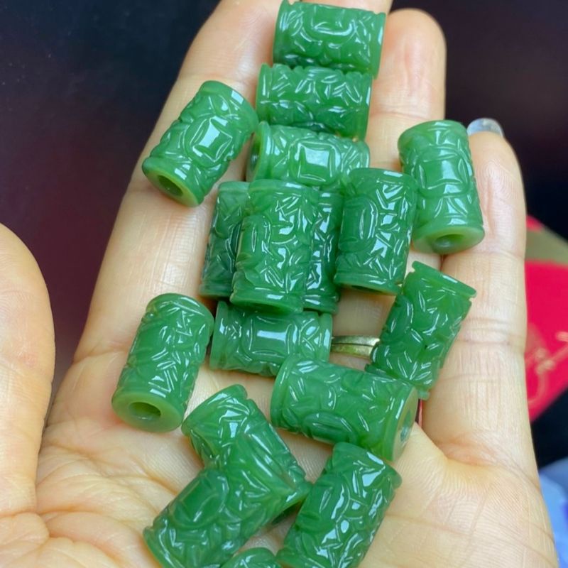 Vòng Tay, Mặt Lu Thống Xanh Bích Chạm