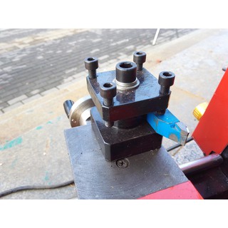 Đài kẹp dao máy tiện mini