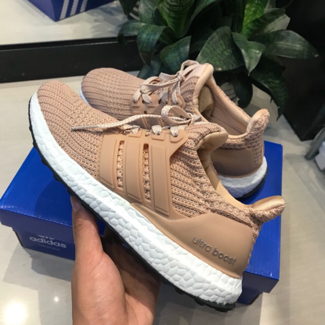 giày thể thao utra boost hồng
