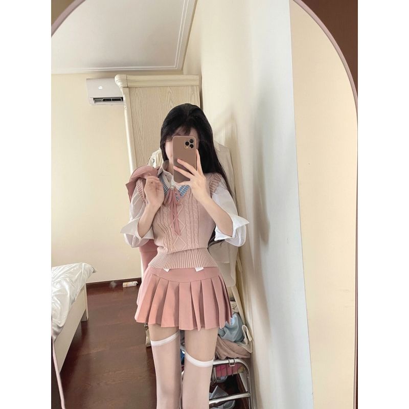 Bộ Đồng Phục Áo Sơ Mi Màu Trắng Phối Chân Váy Xếp Ly Thời Trang Mùa Thu Cho Nữ